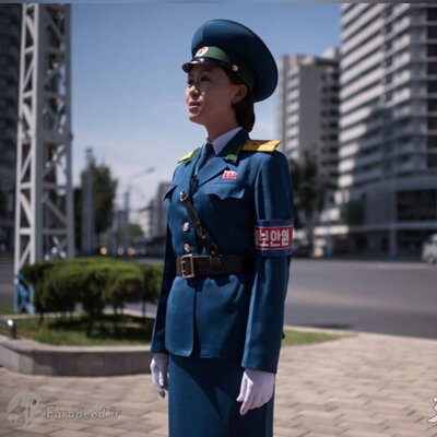 زنان پلیس کره شمالی با زیبایی مانکن‌ها که حق ازدواج ندارند + فیلم