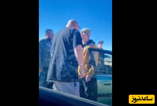 ببینید| لحظه عجیب درگیری و قتل بر سر جای پارک ماشین