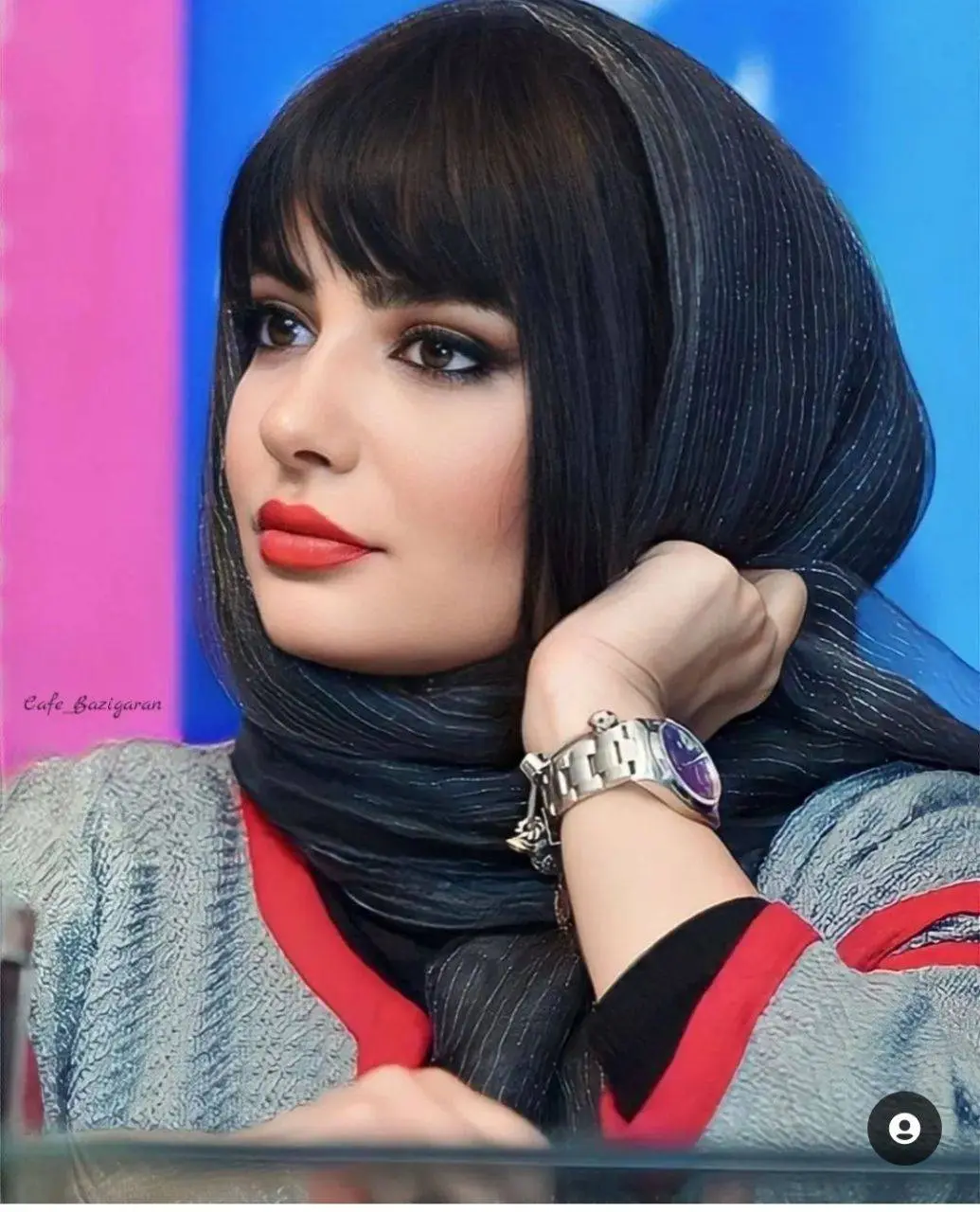 تفریح تابستانی و لاکچری لیندا کیانی در روسیه در کنار برادران سریال معروف اسپانیایی سرقت پول