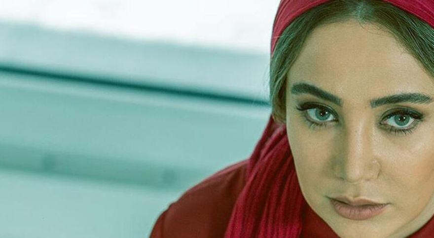 عکس؛ سفر در زمان؛ «بهاره افشاری» در دیدار با رهبر معظم انقلاب؛ سال 1389