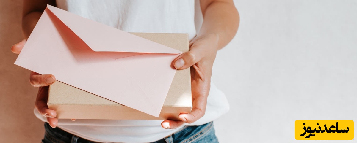 دیدن پاکت پست در خواب چه تعبیری دارد؟ /  تعبیر خواب پست