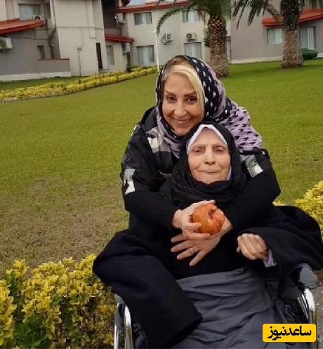 اشک های سیل آسای مرجانه گلچین از فقدان مادرش سرازیر شد: آخرین باری که مادرم را بغل کردم روز مرگش بود! حواستون به من باشه من تنها و بی کسم! /لعنت به جدایی💔😥