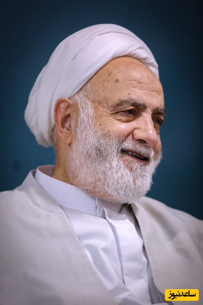 خاطره خنده دار استاد قرائتی؛ این دیگه آخر خنده بود🤣من اونجا فهمیدم سخنرانی عمومی فایده ای نداره...!+ ویدئو