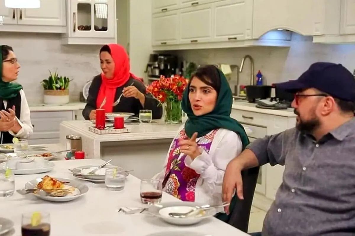 یادی کنیم از دوئل به صرف شام ایرانی با دختر و عروس خاندان سلیمانی ها/سپند امیر سلیمانی:به کمند بیشتر امتیاز بدم فحش میخورم به مونا بیشتر امتیاز بدم کمند ناراحت میشه+ویدیو