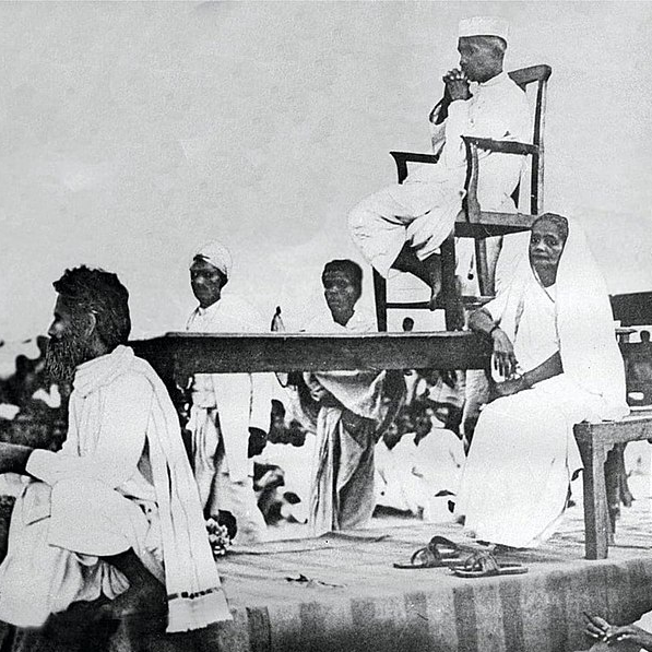 مهاتما گاندی