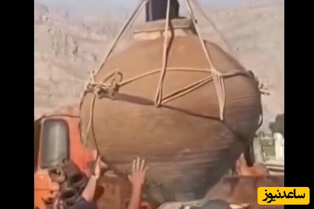 کشف یک خمره عظیم در ارسنجان برای مطالعه به تخت جمشید منتقل شد / به احتمال مربوط به دوره ساسانیان است