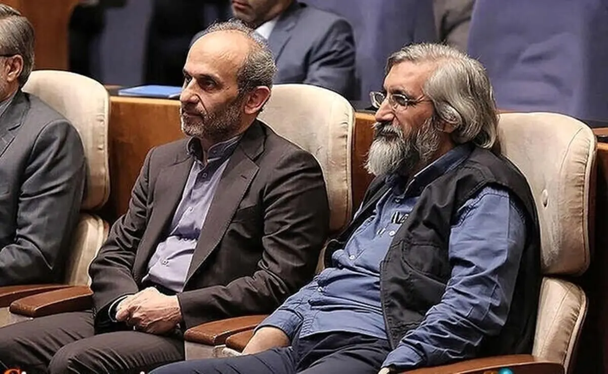 آقای‌جبلی! کلید اتاق‌تان را به نگهبان بدهید؛ دست وحیدجلیلی را بگیرید و با هم تشریف ببرید منزل