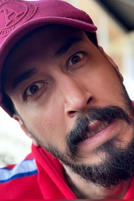 (ویدئو) مهران مدیری غش کرد از این خاطره! /عاشق شدن بهرام افشاری در دبیرستان چطور تموم شد؟