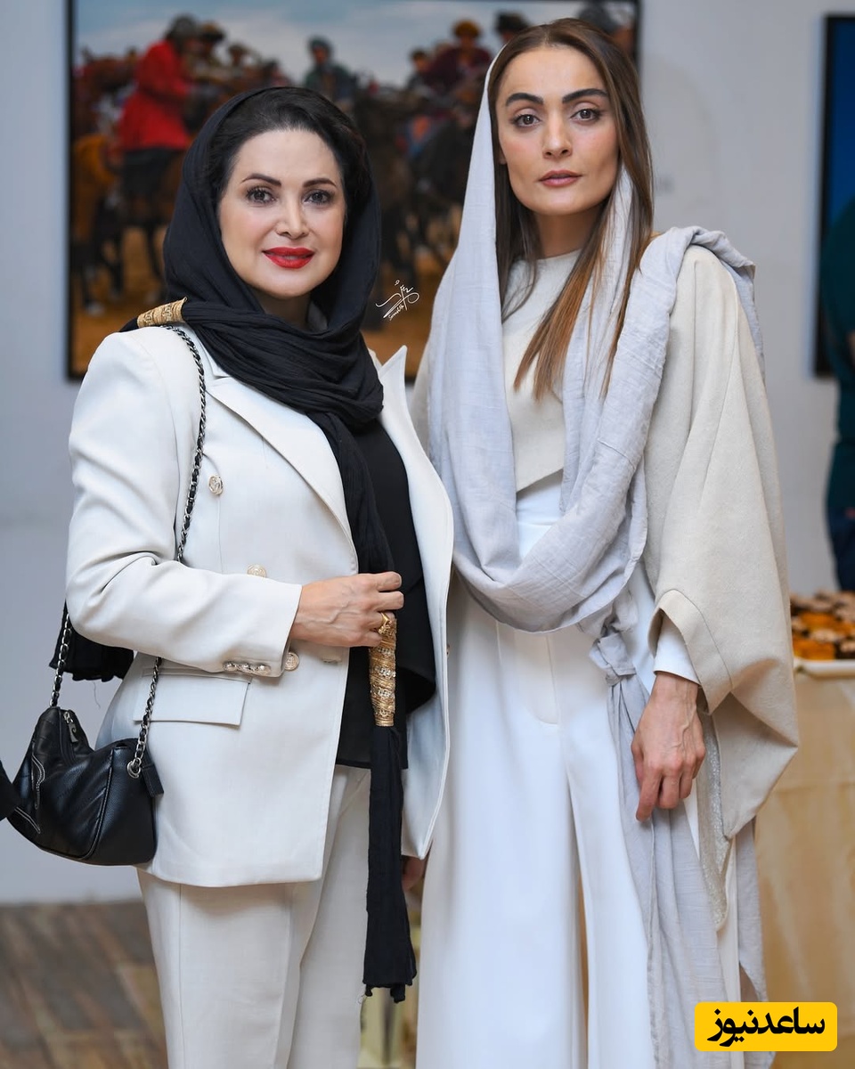 السا فیروز آذر