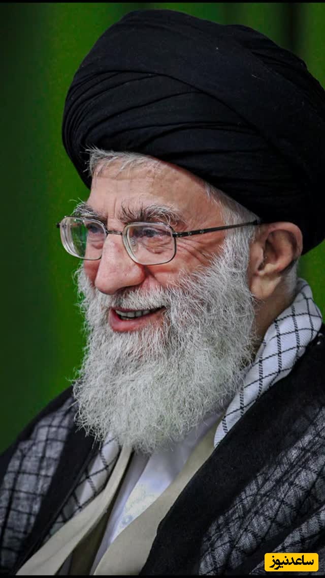 بگذار عشق لانه کند کنج سینه ات / شعرخوانی بی‌همتای رهبر معظم انقلاب از عبدالحسین انصاری در وصف عشق به خداوند