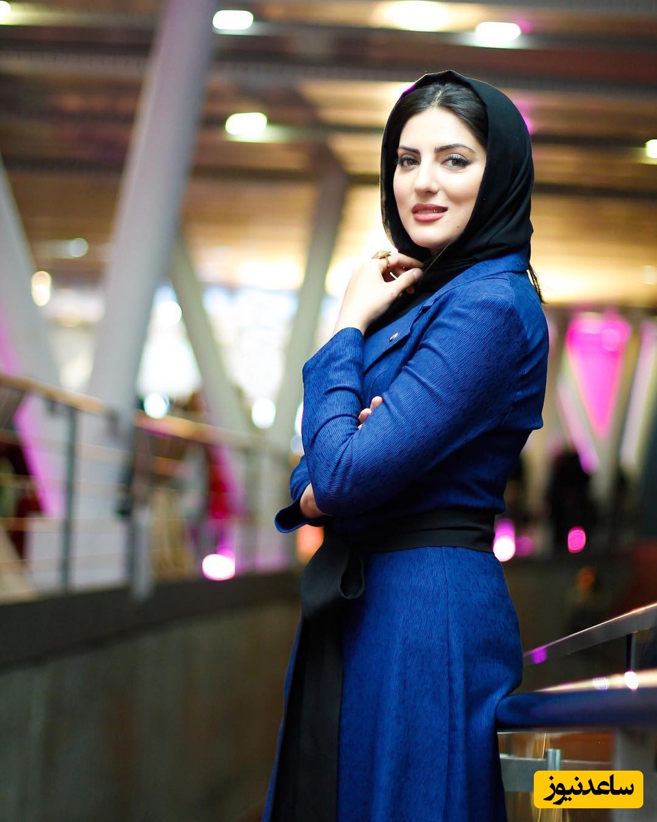 هلیا امامی تصویری از پشت صحنه و اتاق گریم  در کنار دوستانش منتشر کرد!