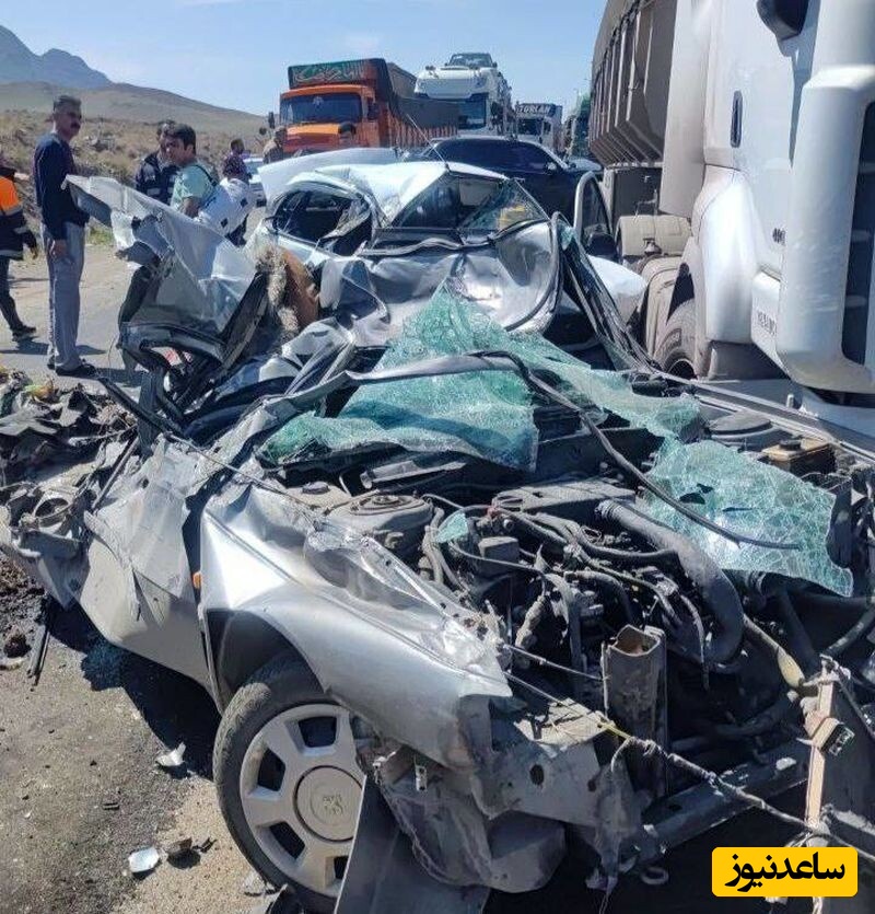 تصادف زنجیره‌ای