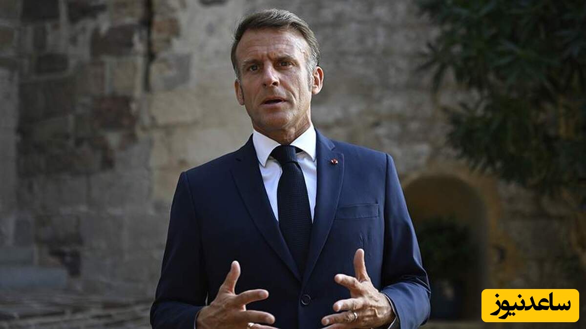 ببینید| رئیس جمهور فرانسه با تیپ جیمز باندی!/ آقای مکرون با عینک دودی معروفش بچه‌هارا نصحیت میکند...+ویدیو