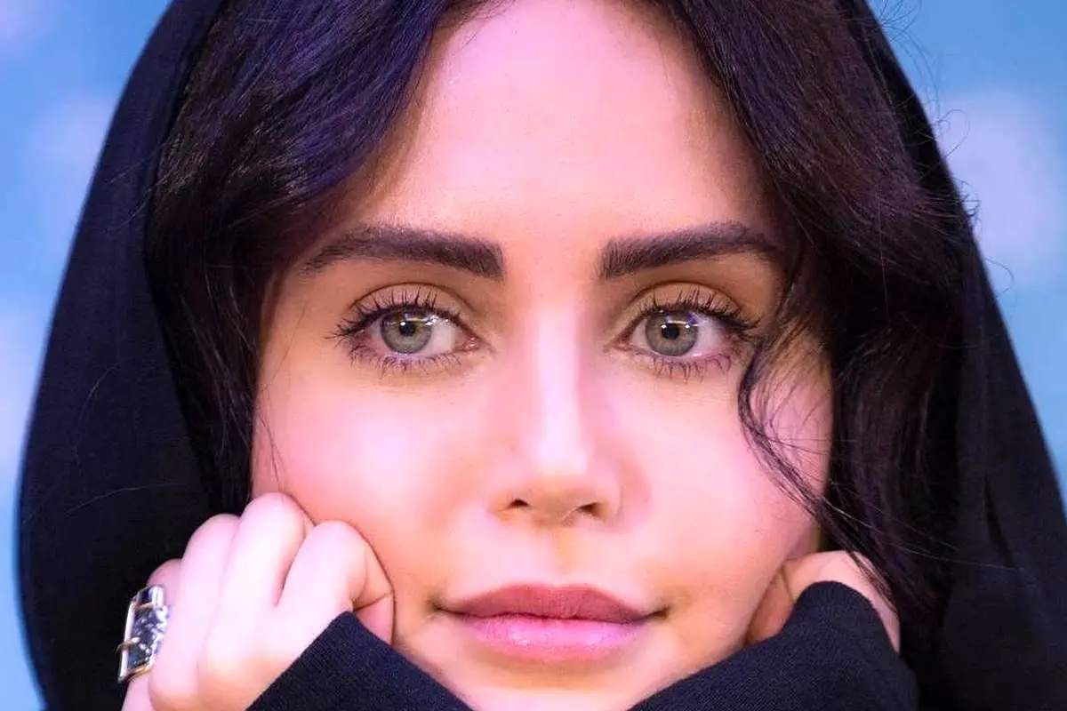 نگاهی به خانه و زندگی ویلایی لاکچری الناز شاکردوست / چقد دنج و باصفاست روح آدم تازه میشه