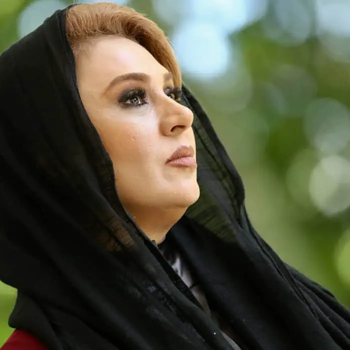 جشن تولد متفاوت 56 سالگی نسرین مقانلو با تزئینات خیره کننده و گل آرایی چشم نواز / لحظه هایی پر از خاطره و عشق