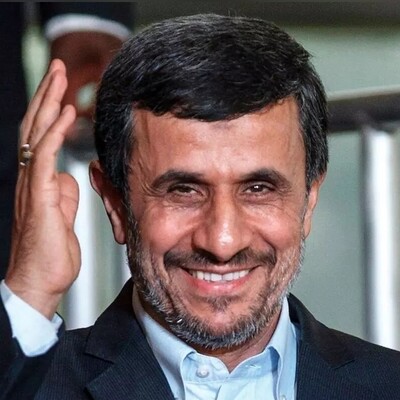 تصاویری از همراهی محمود احمدی نژاد با هاشمی رفسنجانی/ تغییر چهره آقای سیاستمدار غیرقابل باورست