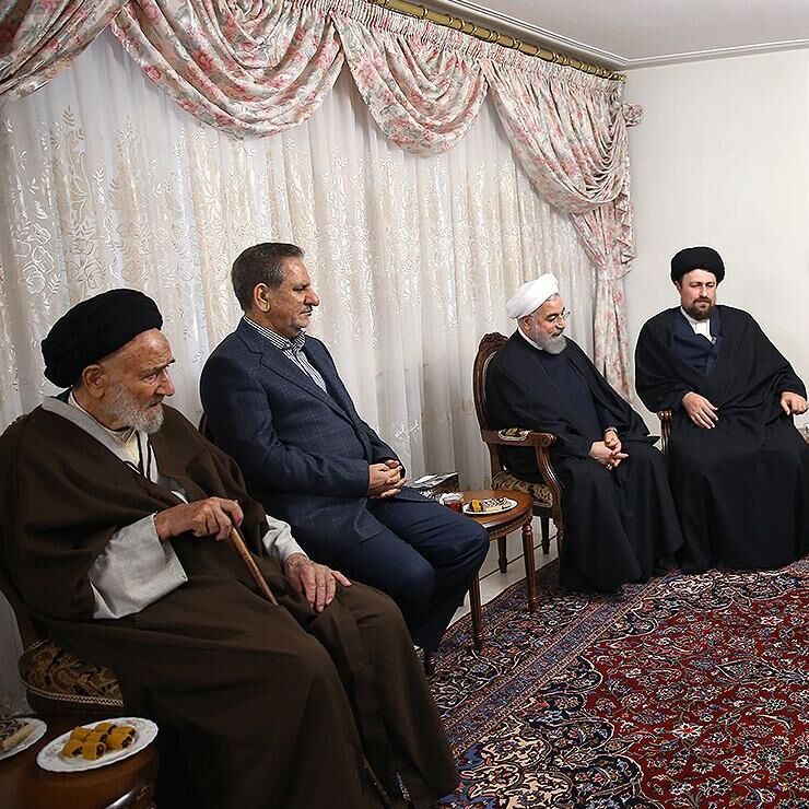 تصویری از حسن روحانی در کنار سیدحسن خمینی و اسحاق جهانگیری