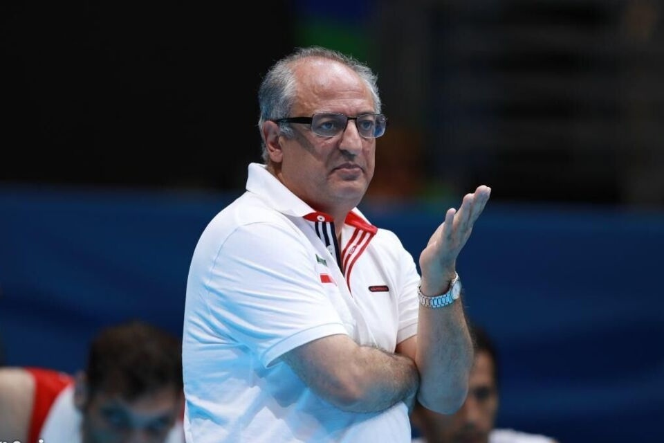 هادی رضایی سرمربی پرافتخار والیبال ایران: زیر پرچمت همه یک خانواده‌ایم!