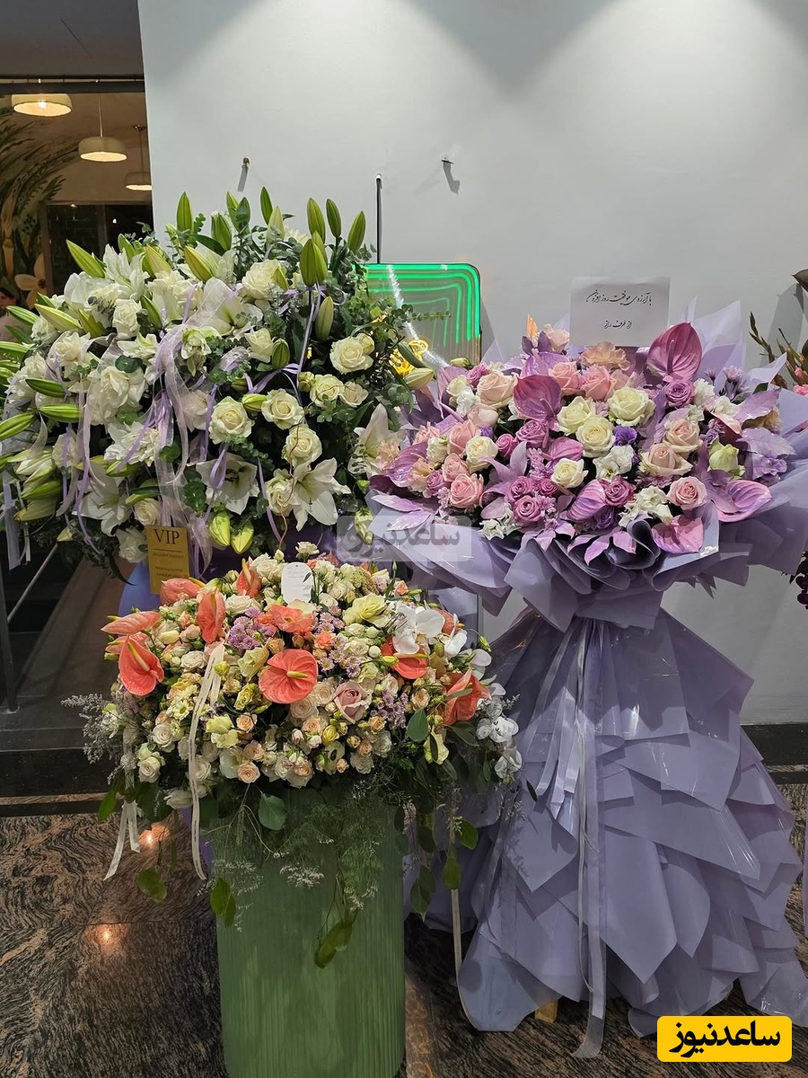 رستوران مینا مختاری و بهرام رادان