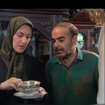 سکانس خنده دار مریم امیرجلالی در سریال خانه به دوش: تعجب مش ماشالا از قیمت کاسه دهنی عهد جاقار🤣