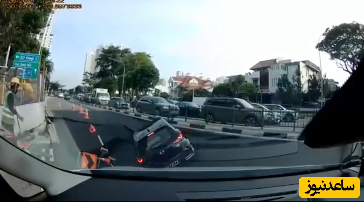 ویدیو| لحظه عجیب و هولناک فرو ریختن ناگهانی خیابان و سقوط خودرو در حال عبور در گودال/ واقعاخیابون دهن باز کردن ماشین رو بلعید😮