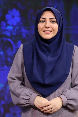 کنایه المیرا شریفی‌مقدم: الان همه ما میلیاردر هستیم سوار ماشین میلیاردی ایرانی میشیم + ویدئو