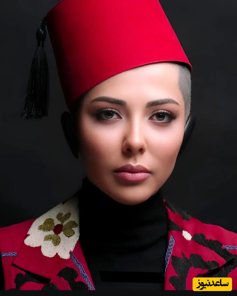 استایل شیک و مجلسی لیلا اوتای با مانتوی پر لاکچری و روسری خاصش همه رو مبهوت کرد!