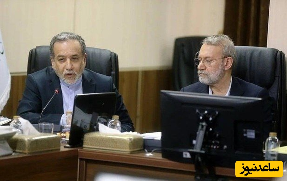 علی لاریجانی در کنار عباس عراقچی