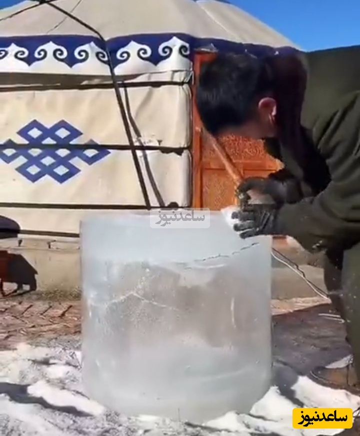 خلاقیت عجیب و جالب مردم مغولستان برای ساختن فریزر در سرمای زمستان + ویدیو