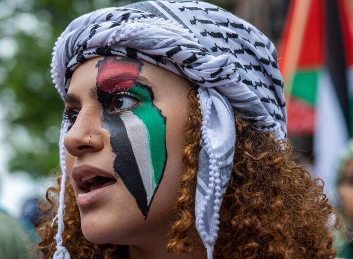 مردم آمریکا برای حمایت از مردم مظلوم فلسطین در مقابل رژیم غاصی صهیونیستی در روز نکبت به خیابان‌ها آمدند و تجمع کردند.