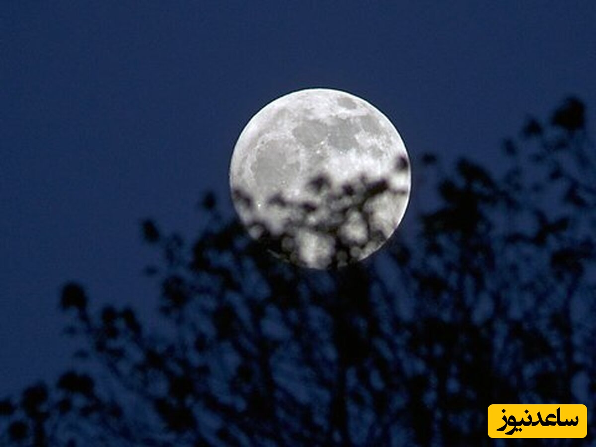 (عکس) ماه میان ابرهای طوفانی/ نمایشی هیجان‌انگیز در آسمان