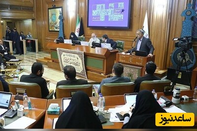 یادآوری شعار مرگ بر آمریکا در جلسه امروز شورای شهر تهران توسط یکی از اعضا!؛ دوستان فراموش نشه، یک دو سه...+ویدیو