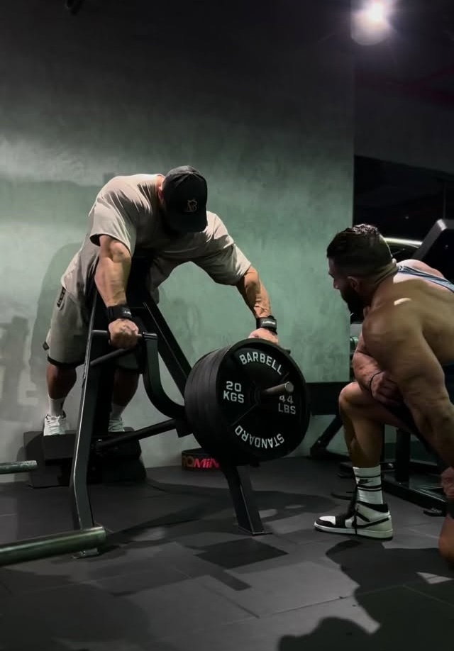 تمرین های سخت و طاقت فرسای بهروز تابانی شیرشاه ایرانی + فیلم/ از هادی چوپان جلو میزنه؟