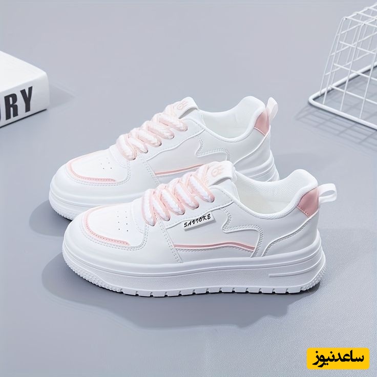 کفش اسپرت سفید