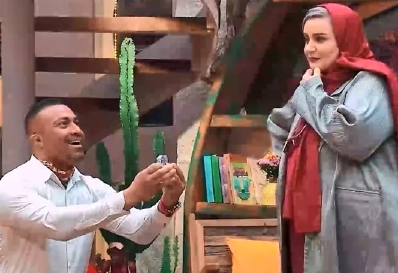 داستان عشق 16 ساله نعیمه نظام‌دوست: همیشه بود و میرفت/ یه بار انقدر گریه کرده بودم که خواهرم میخواست...