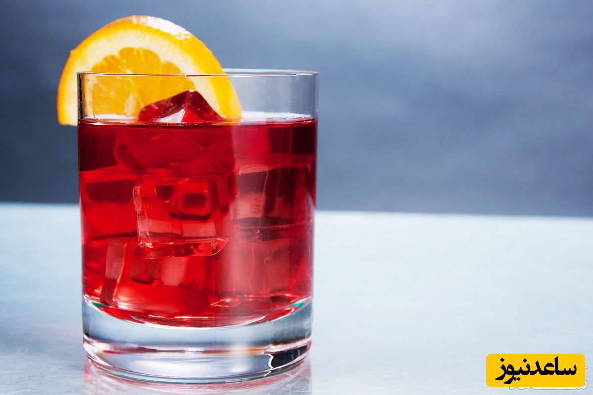 طرز تهیه شربت آلو سیاه، که دارای طعم و مزه خاص بوده و غنی از مواد معدنی و ویتامین هاست+ عکس