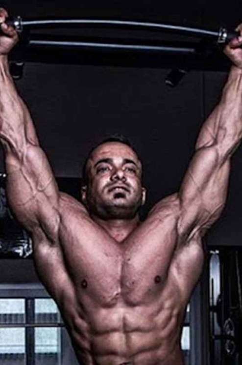 فرامرز عزیزی