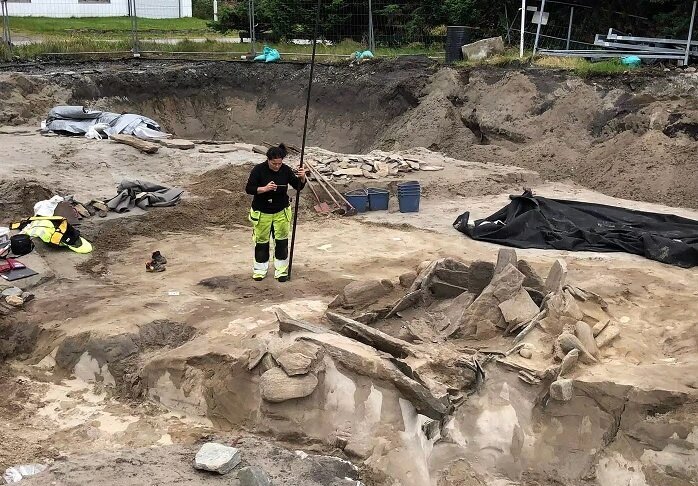 کشف قبر 4000 ساله با اسکلت های سالم