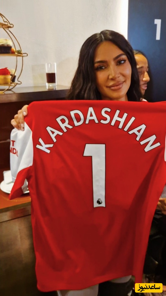 پیش‌بینی کیم کارداشیان از قهرمان جام جهانی 2026 و آینده فوتبال! فرضیه ابوطالب درمورد فرمانروایی ابراهیم تاتلیسس بر جهان! آینده ای که دور از تصور نیست+فیلم
