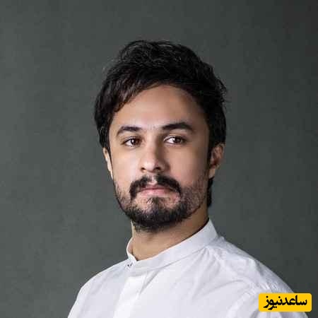 حضور ساده و بی آلایش راغب به همراه تصویری از دانش آموز شهید مینابی در اجتماعات مردمی+عکس