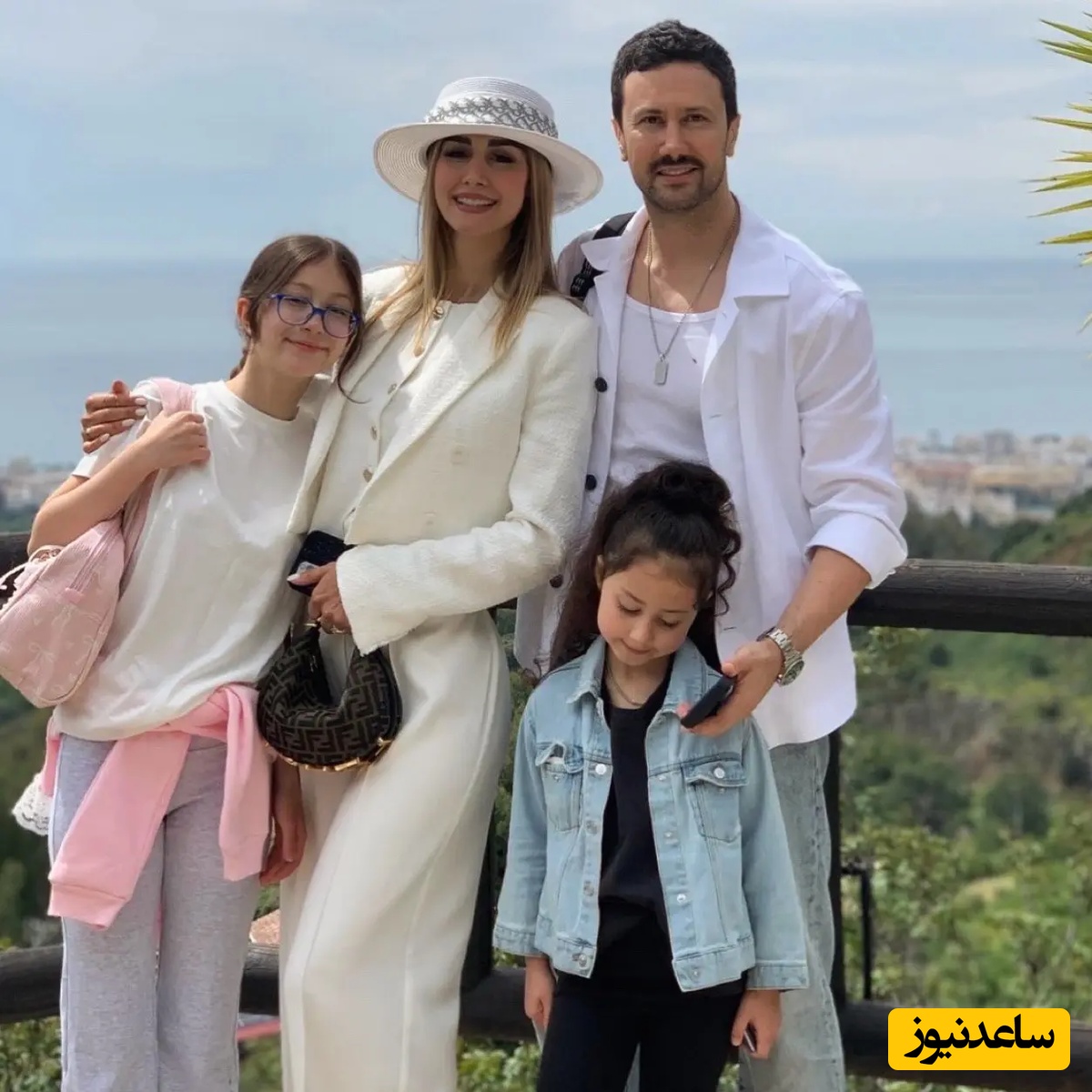 نبات استخری سرحال و قبراق در حال خوانندگی/ استعدادهای نبات روزبه روز بیشتر کشف میشه🤣🤣