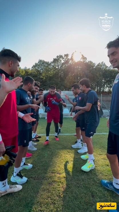 تونل وحشت پرسپولیسی ها برای خوشامدگویی به دروازه‌بان محبوبشان/ کنعانی و خدابنده لو سنگ تموم گذاشتن+فیلم