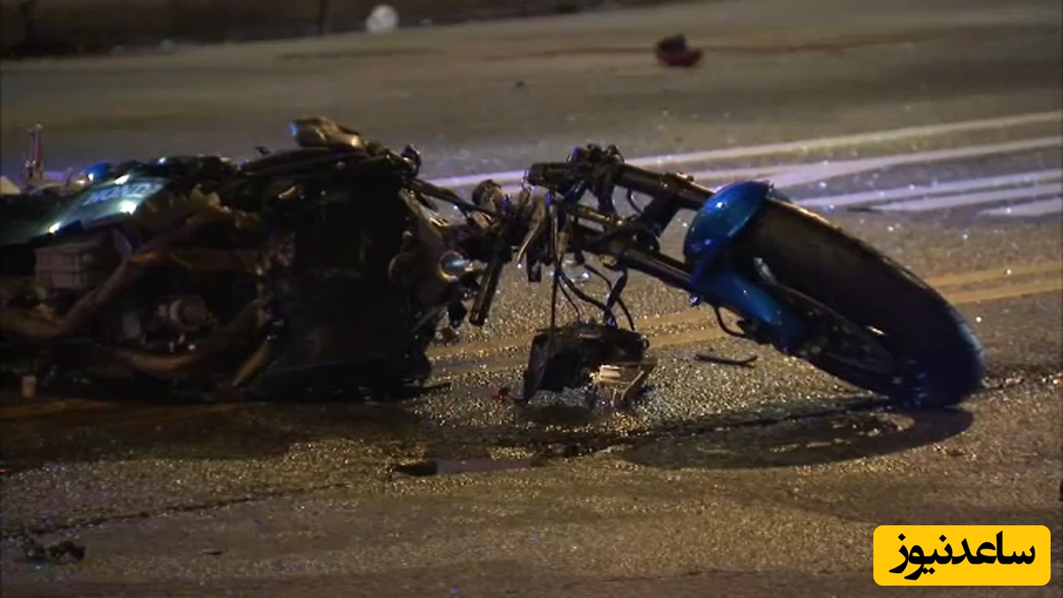 (ویدیو)‌ لحظه وحشتناک مرگ موتورسوار پس از برخورد با تیر برق!
