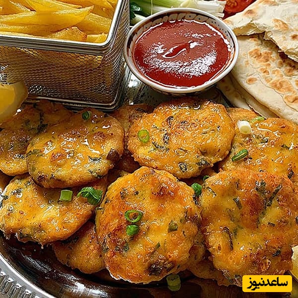 طرز تهیه کوکو سیب زمینی با مرغ؛ شام خوشمزه و آسان!/ غذای مامان پز که باهاش انگشتاتم میخوری