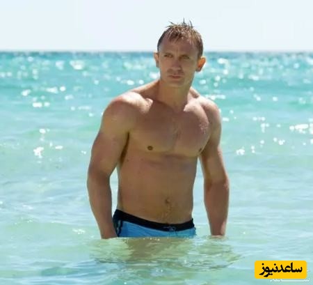 مرد برهنه
