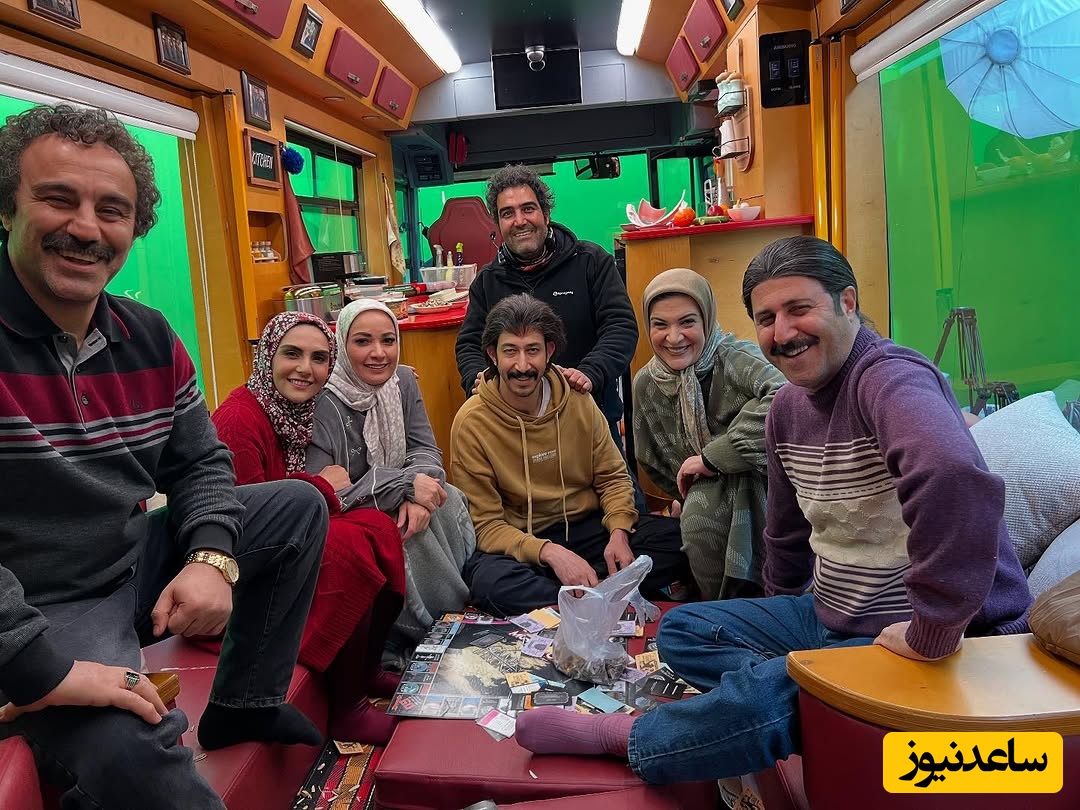 سیمپسون‌ها؟ نه ممنون خودمون پایتخت و محسن تنابنده رو داریم/ مشکل دستشویی داشتیم وقتی ناو هواپیمابر ترامپ مُد نبود😂