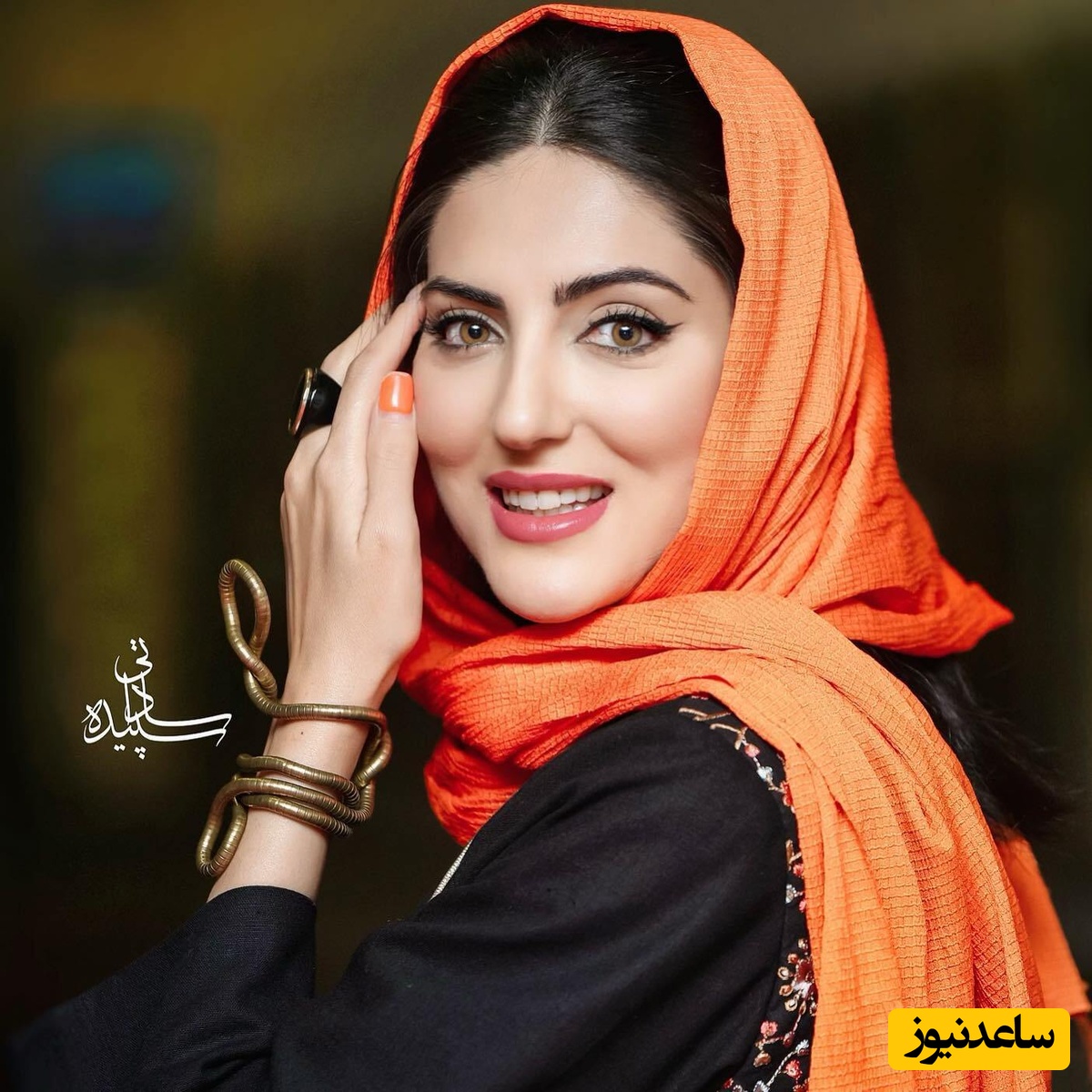 دلبری هلیا امامی با لباس کوتاه زارایی رنگ و متفاوت در گالری جانان