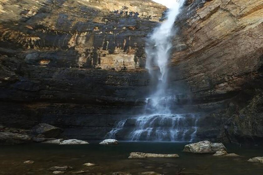 آبشار گچان ایلام