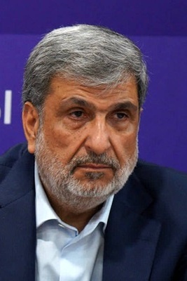 دکتر پزشکیان؛ پرچمدار تحول در آموزش / رئیس دولت شخصاً پای کار مدرسه سازی آمده