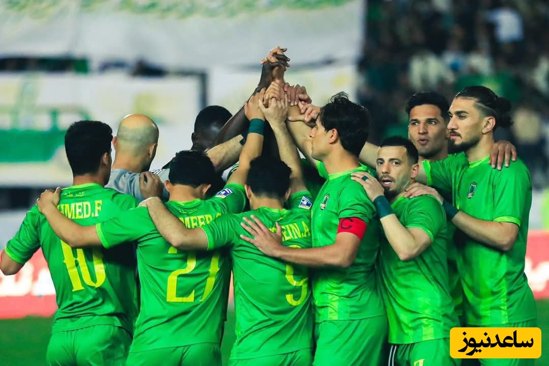 بالا بردن عکس رهبر معظم انقلاب توسط هواداران یک باشگاه خارجی؛ رهبری که جهانی می‌شود